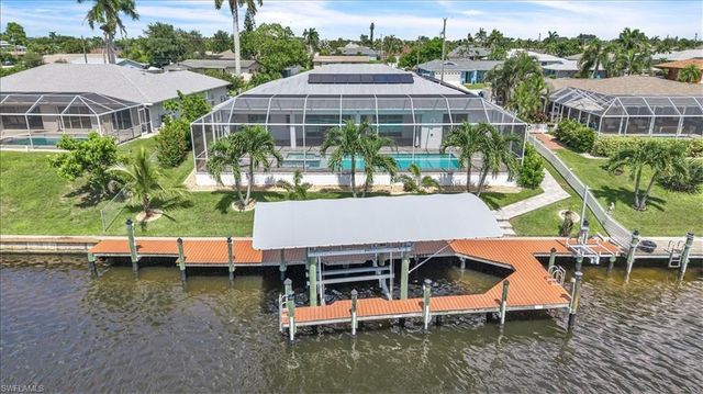 2918 SE 10th PL, Cape Coral, FL 33904