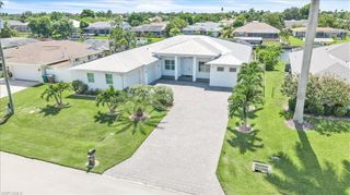 2918 SE 10th PL, Cape Coral, FL 33904