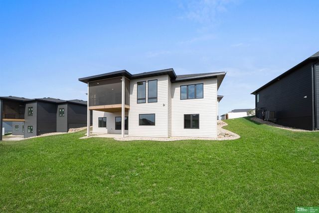 16619 Mueller Street, Bennington, NE 68007