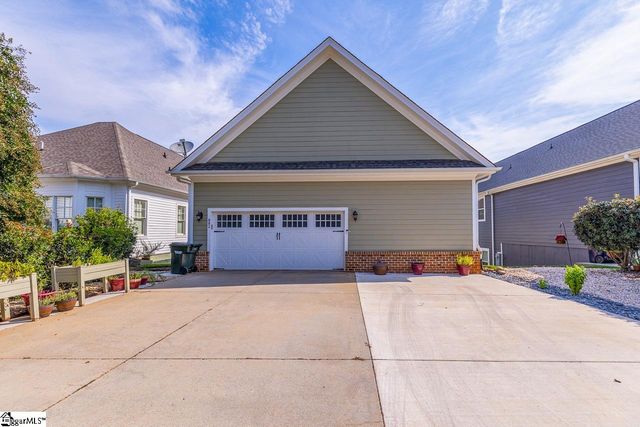 902 Blue Moon Street, Taylors, SC 29687