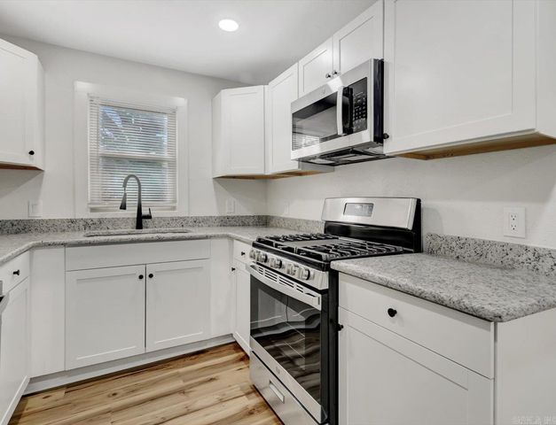 219 S Patterson Street, Hot Springs, AR 71913