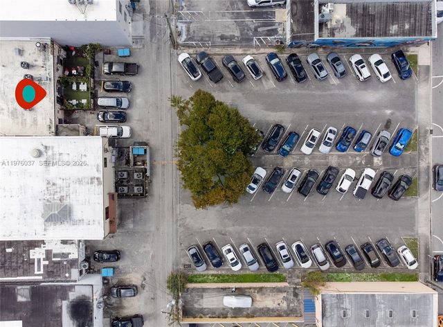 653 NE 125th St, North Miami, FL 33161