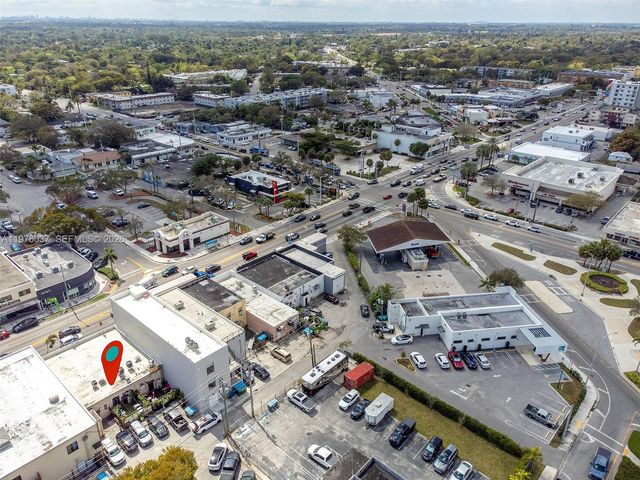 653 NE 125th St, North Miami, FL 33161