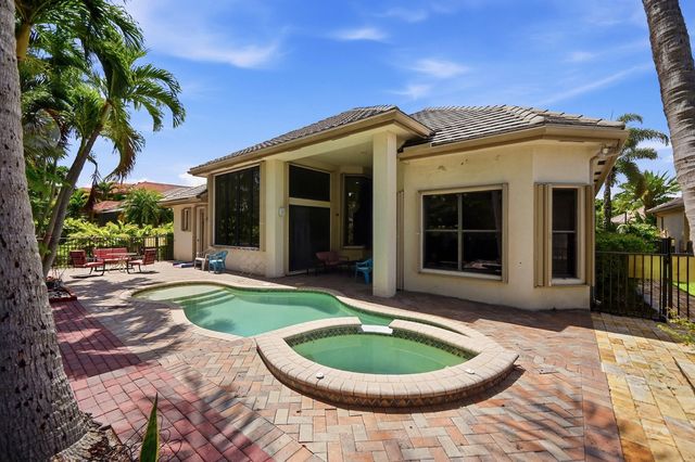 10340 Trianon Place, Wellington, FL 33449