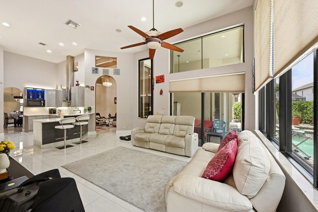 10340 Trianon Place, Wellington, FL 33449