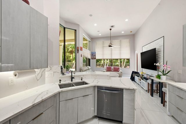 10340 Trianon Place, Wellington, FL 33449