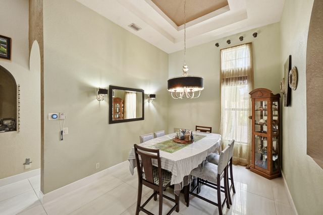 10340 Trianon Place, Wellington, FL 33449