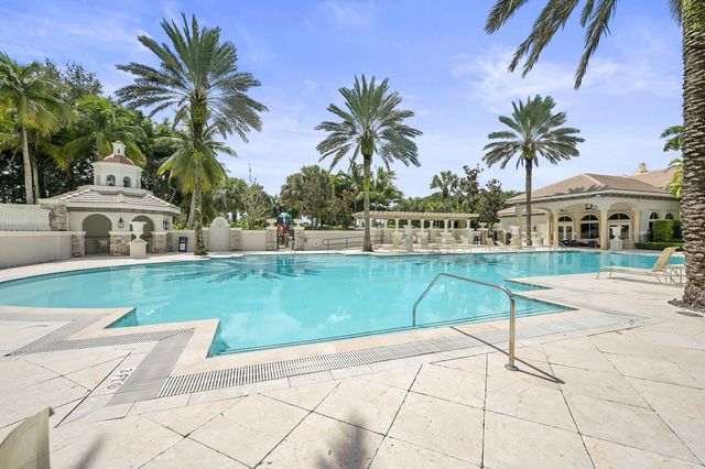 10340 Trianon Place, Wellington, FL 33449