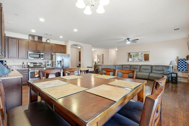 2852 W Indiana, Caruthers, CA 93609