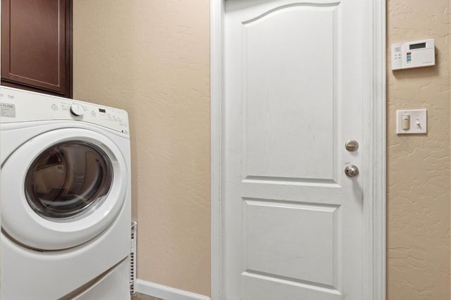 2852 W Indiana, Caruthers, CA 93609