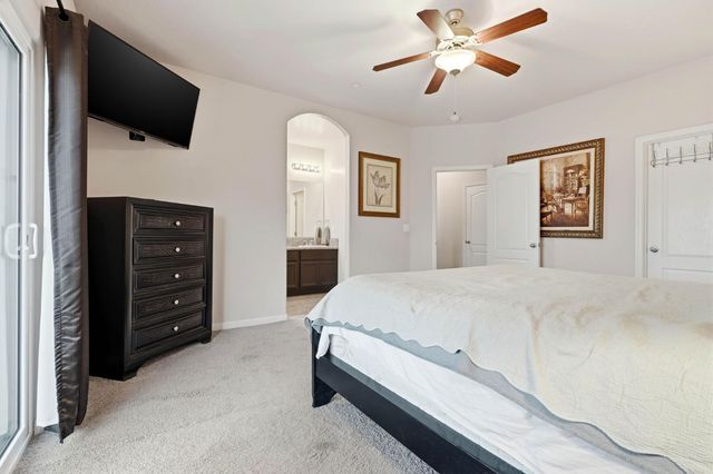 2852 W Indiana, Caruthers, CA 93609