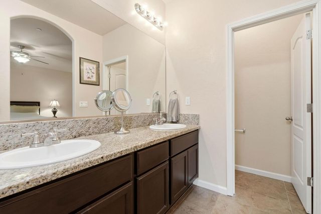 2852 W Indiana, Caruthers, CA 93609