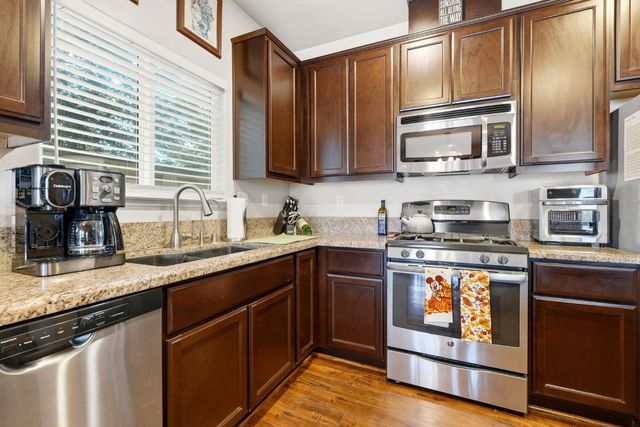 2852 W Indiana, Caruthers, CA 93609