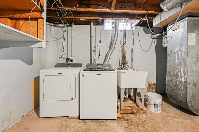 15600 Sunset Street, Livonia, MI 48154