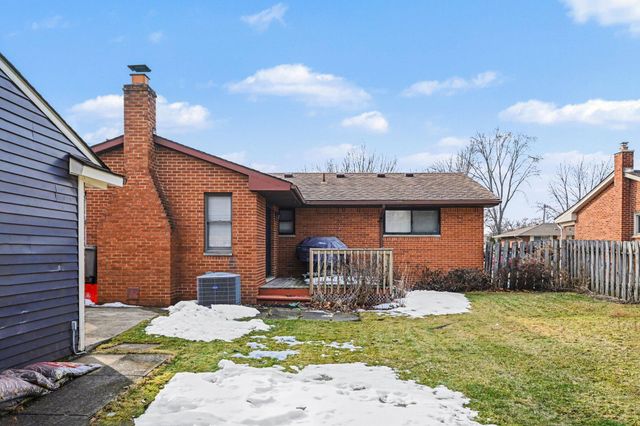 15600 Sunset Street, Livonia, MI 48154