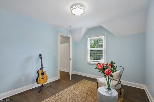 21 Evergreen Pl, Maplewood Twp., NJ 07040