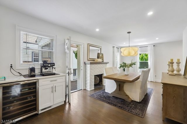 21 Evergreen Pl, Maplewood Twp., NJ 07040