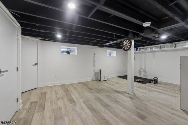 21 Evergreen Pl, Maplewood Twp., NJ 07040