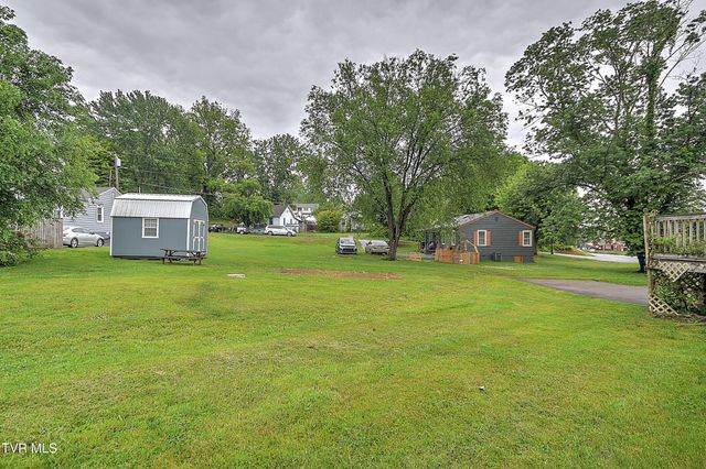 409 Crockett Street, Bristol, VA 24201