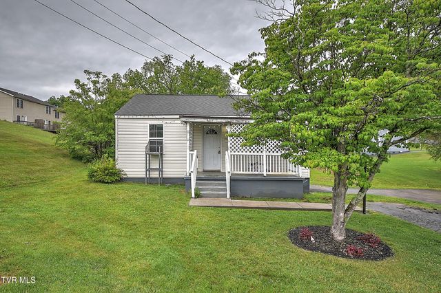 409 Crockett Street, Bristol, VA 24201