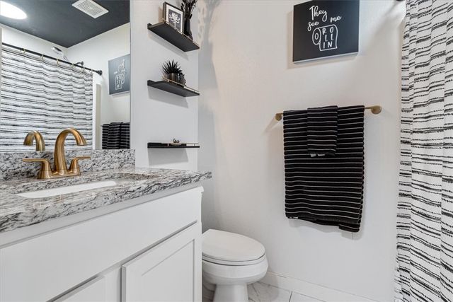 4 Washington Lane, Bella Vista, AR 72715