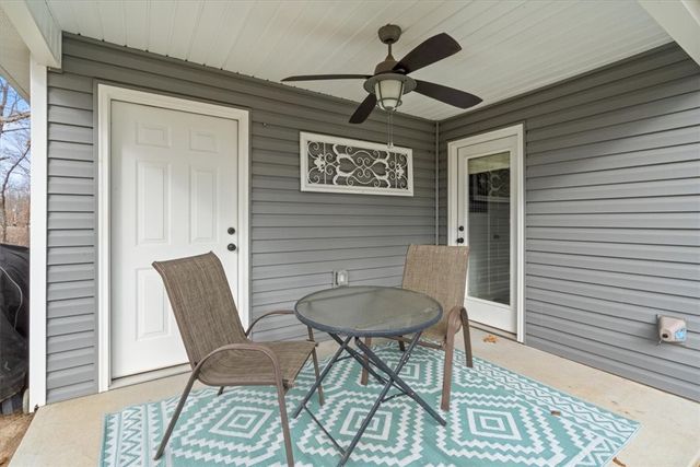 4 Washington Lane, Bella Vista, AR 72715