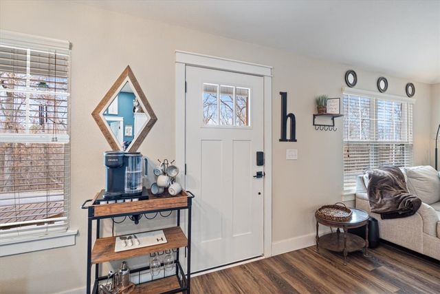 4 Washington Lane, Bella Vista, AR 72715