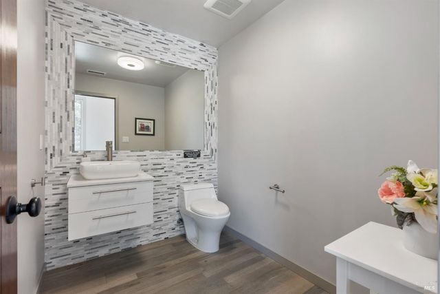 1230 Fowler Creek Rd, Sonoma, CA 95476