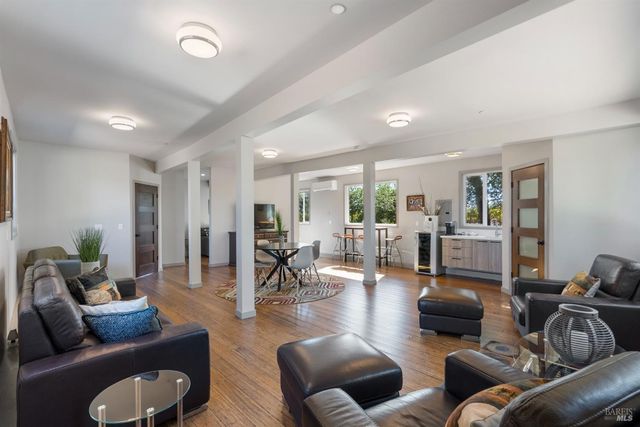 1230 Fowler Creek Rd, Sonoma, CA 95476