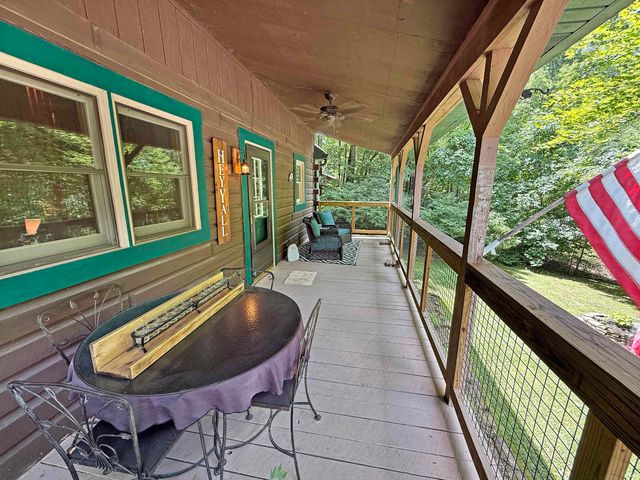 10563 Deer Drive, Birdseye, IN 47513