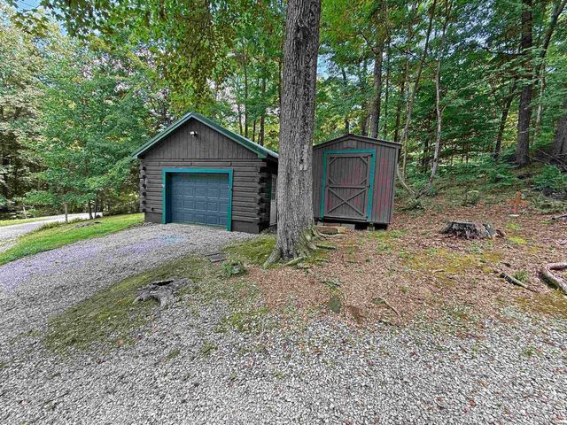 10563 Deer Drive, Birdseye, IN 47513