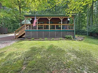 10563 Deer Drive, Birdseye, IN 47513
