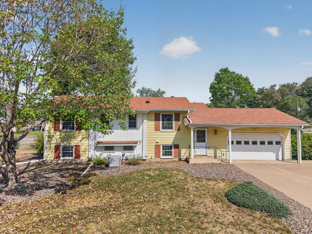 2365 106th Avenue NW, Coon Rapids, MN 55433