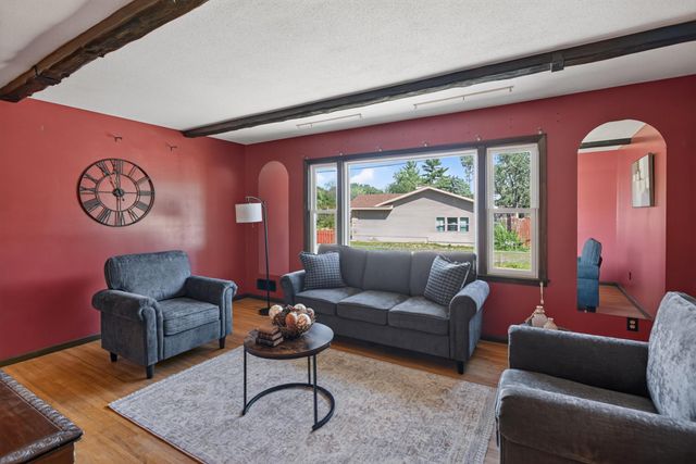 2365 106th Avenue NW, Coon Rapids, MN 55433
