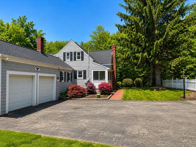 30 Ridge Road, Nashua, NH 03062