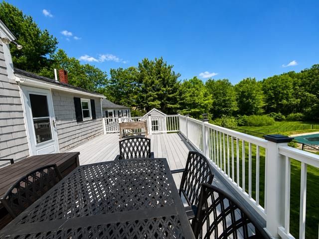 30 Ridge Road, Nashua, NH 03062