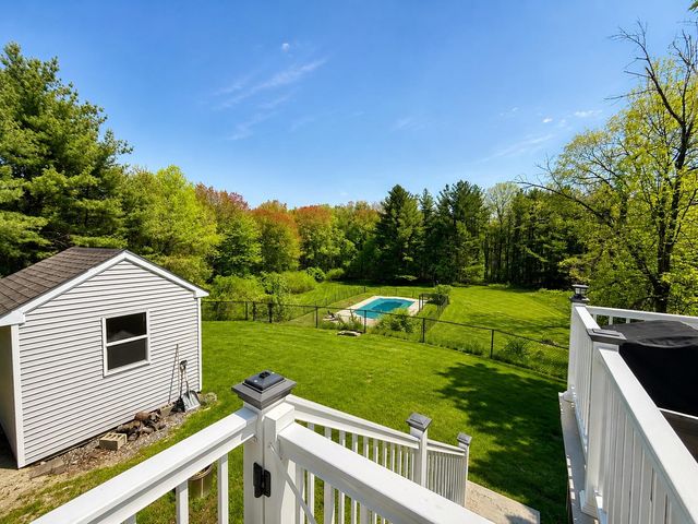 30 Ridge Road, Nashua, NH 03062