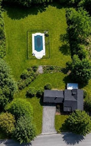 30 Ridge Road, Nashua, NH 03062