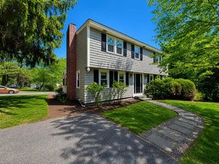 30 Ridge Road, Nashua, NH 03062