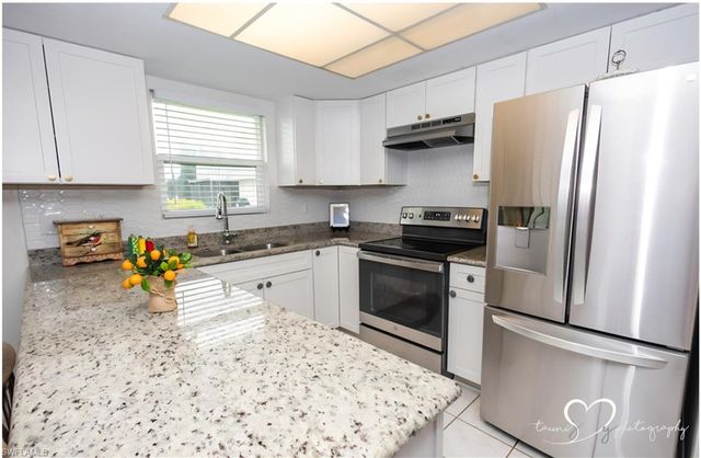 16161 Amberwood Lake CT Unit J-3, Fort Myers, FL 33908