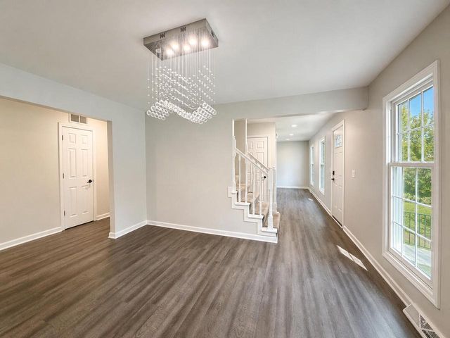 2124 Harris-Highland DRIVE, Waukesha, WI 53188
