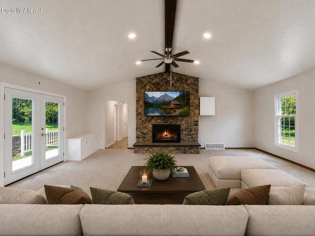 2124 Harris-Highland DRIVE, Waukesha, WI 53188