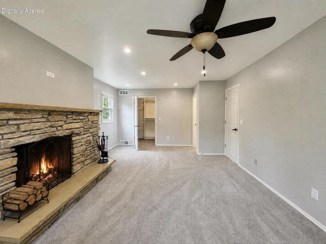2124 Harris-Highland DRIVE, Waukesha, WI 53188