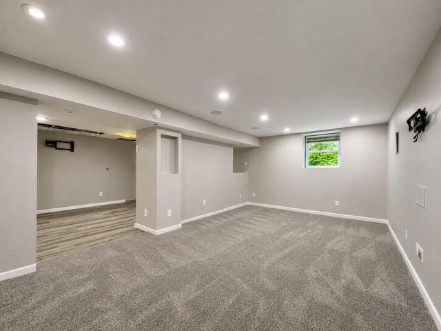2124 Harris-Highland DRIVE, Waukesha, WI 53188