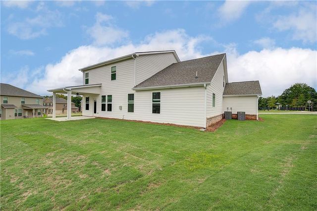 282 Linford Drive, Locust Grove, GA 30248