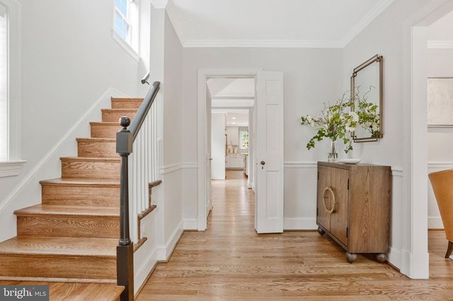 1200 N ILLINOIS ST, Arlington, VA 22205