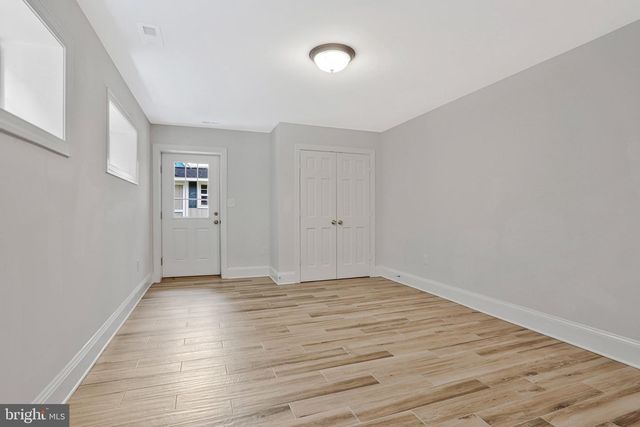 1200 N ILLINOIS ST, Arlington, VA 22205