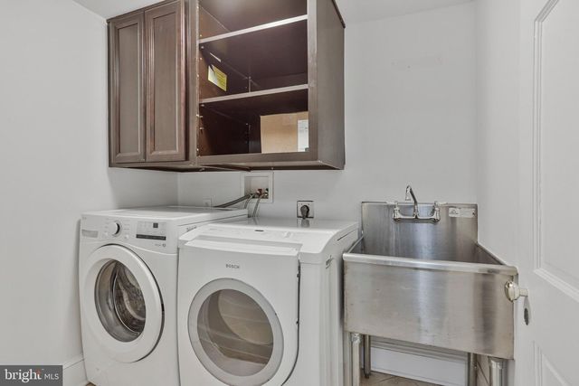 1200 N ILLINOIS ST, Arlington, VA 22205