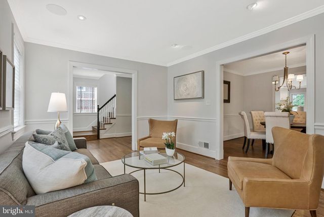 1200 N ILLINOIS ST, Arlington, VA 22205