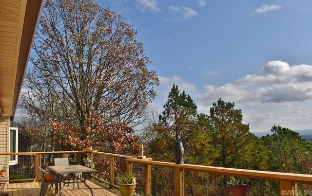 33 Mesero Way, Hot Springs Village, AR 71909